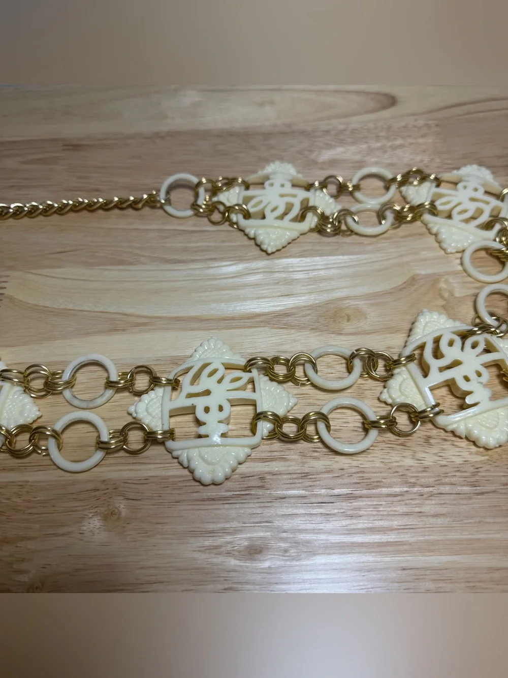 Vtg Ivory Carved Womens Gold Tone Chain Belt Coastal Regency Boho Old Money